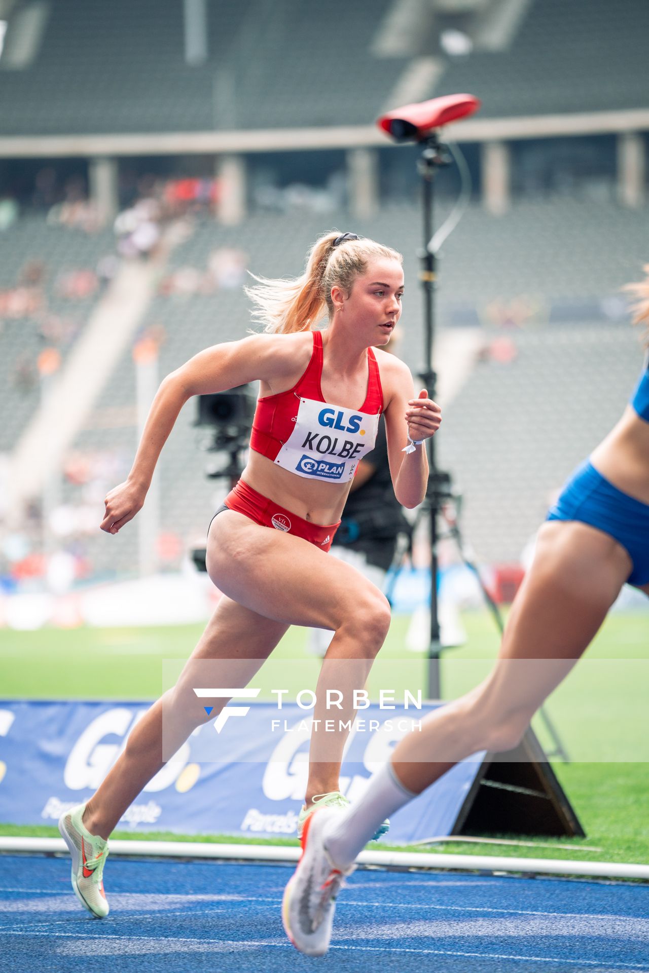 Smilla Kolbe (VfL Eintracht Hannover) ueber 800m waehrend der deutschen Leichtathletik-Meisterschaften im Olympiastadion am 25.06.2022 in Berlin